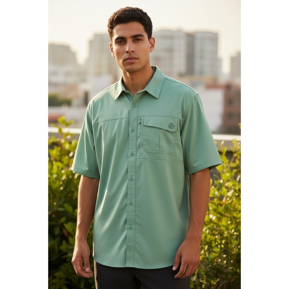 Wrangler ATG Mens XL Green Short Sleeve Button Down Performance Hiking Shirt